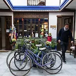 Backpacker Al-katre Frühstückspension Córdoba