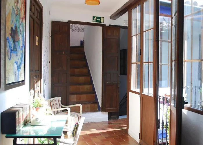 לינה וארוחת בוקר Backpacker Al-katre *