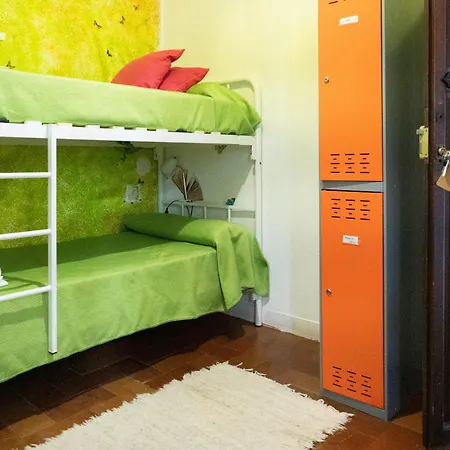 Backpacker Al-katre Panzió