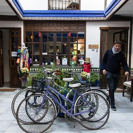Backpacker Al-katre Frühstückspension Córdoba