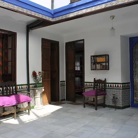 Backpacker Al-katre Frühstückspension Córdoba