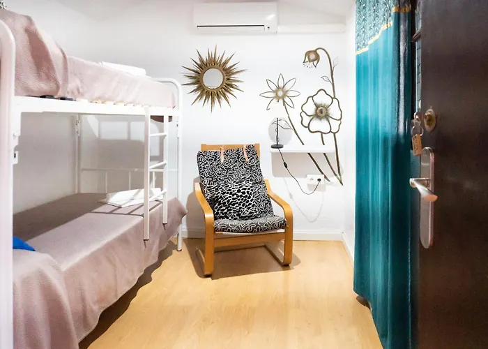 Backpacker Al-katre Panzió