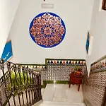 Bed and Breakfast Backpacker Al-katre *