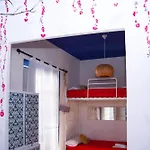 Backpacker Al-katre Bed and Breakfast Κόρδοβα