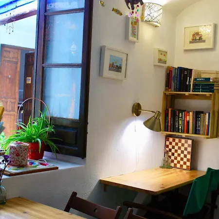 Bed & Breakfast Backpacker Al-katre Córdoba