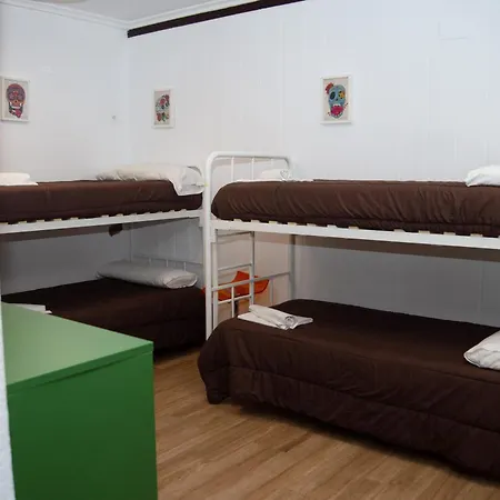 Bed and breakfast Backpacker Al-katre *
