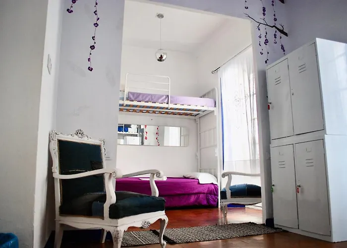 バックパッカー アルカトレ ベッド・アンド・ブレックファスト *